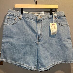 Vintage Levi's Light Blue Women's Jean Shorts